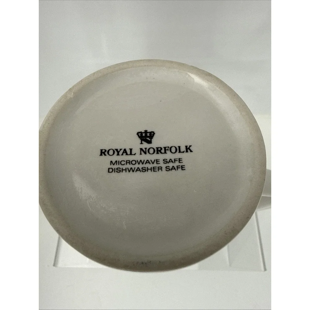 Royal Norfolk Christmas Holiday Coffee Tea Latte Cup Mug - Picture 5 of 5